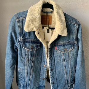 Levi Premium Sherpa Trucker Jacket